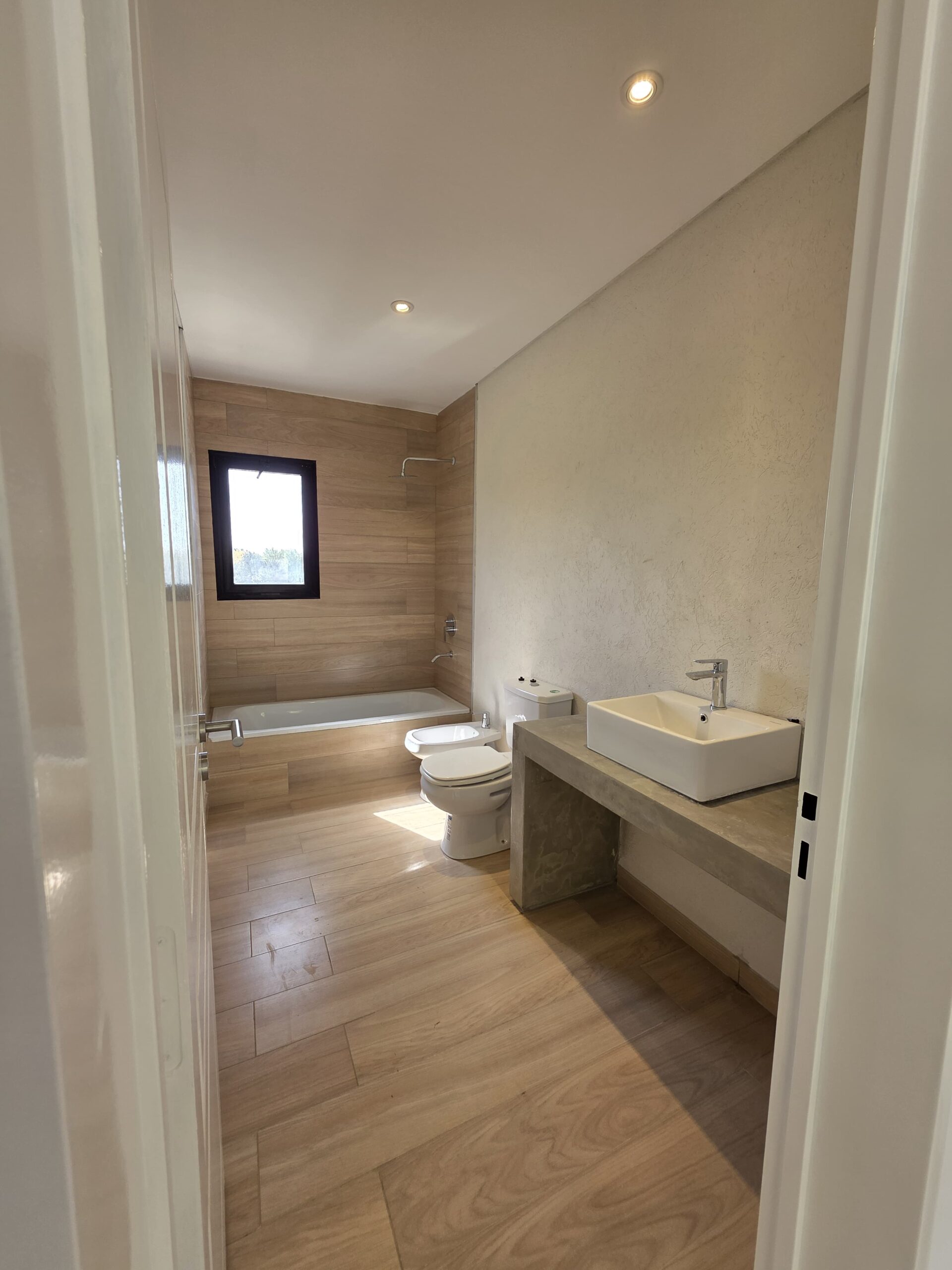 WhatsApp Image 2025-04-26 at 15.40.30 (3)